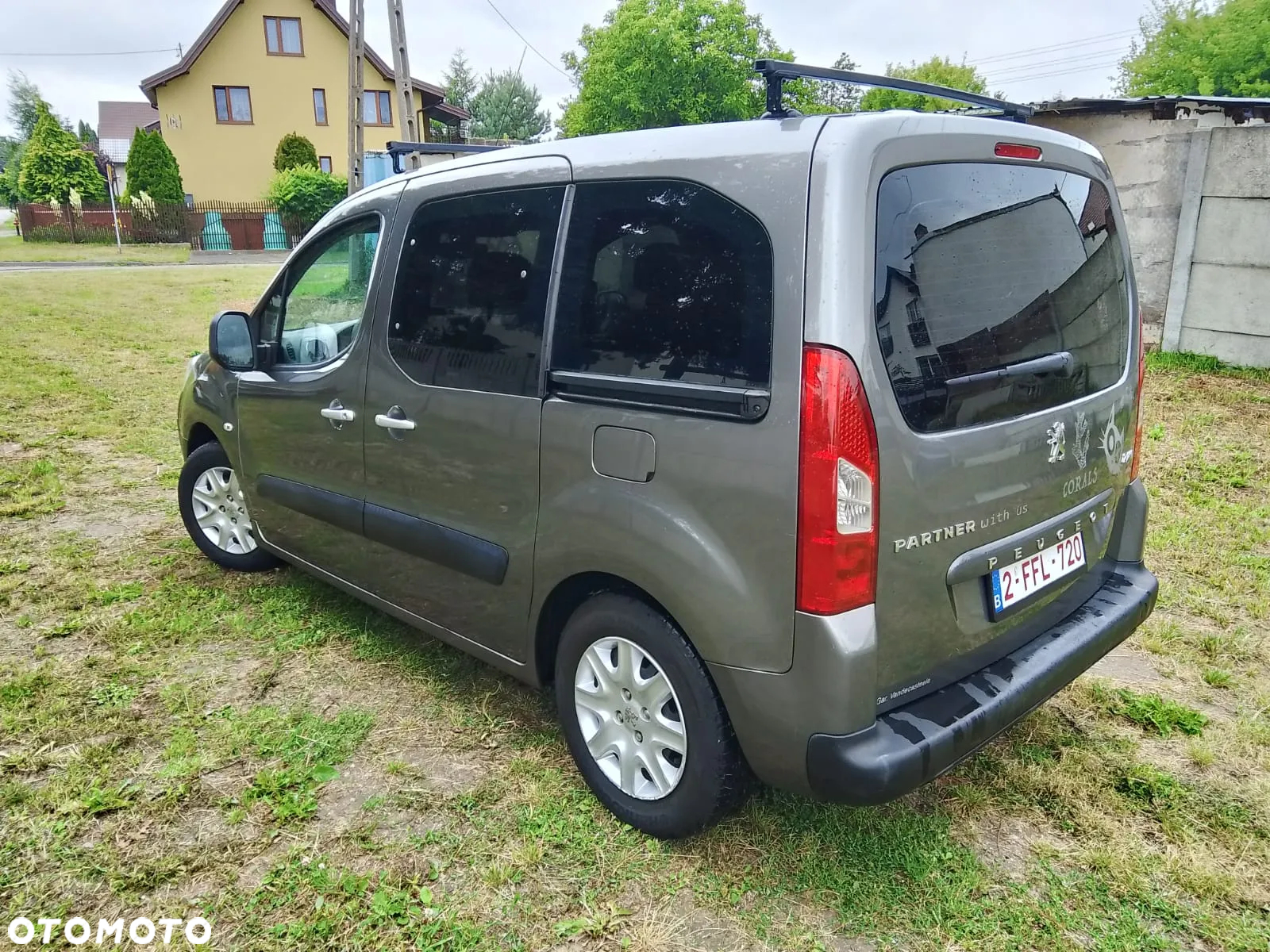 Peugeot Partner Tepee 90 Family - 10