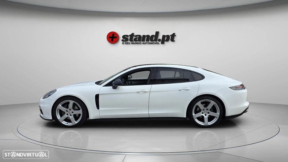 Porsche Panamera 4S - 7