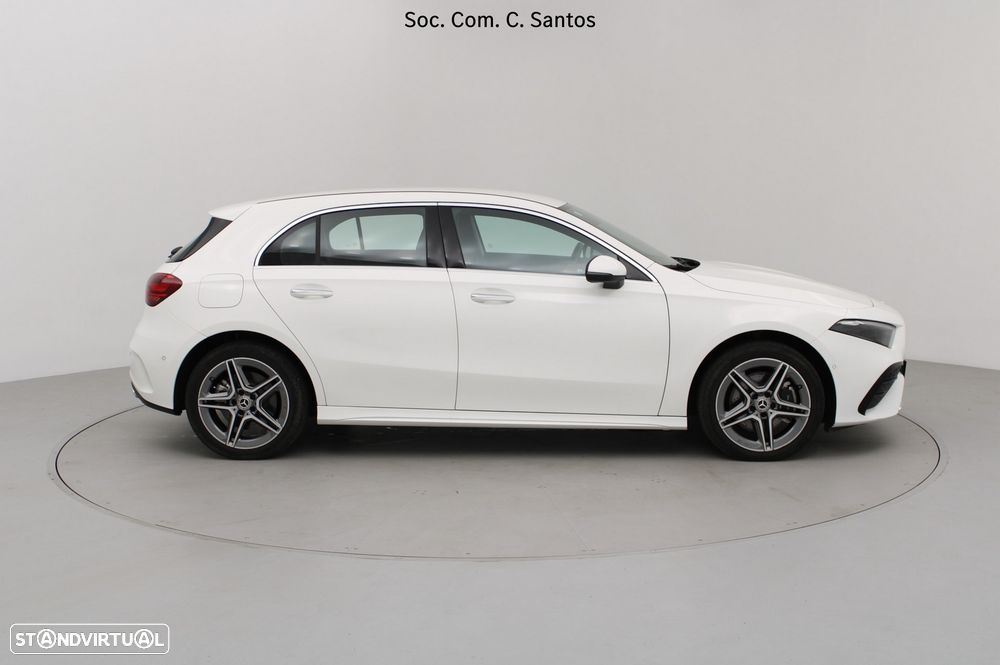 Mercedes-Benz A 250 e AMG Line - 4