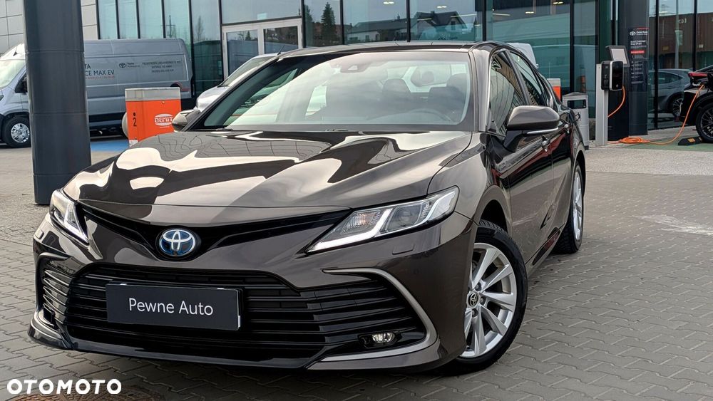 Toyota Camry 2.5 Hybrid Comfort CVT - 3