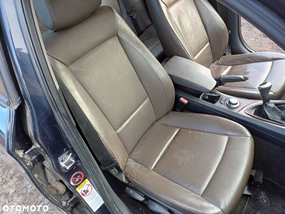 FOTELE KOMPLET LEWY PRAWY KANAPA TYŁ  BOCZKI BMW E87 120 D - 9
