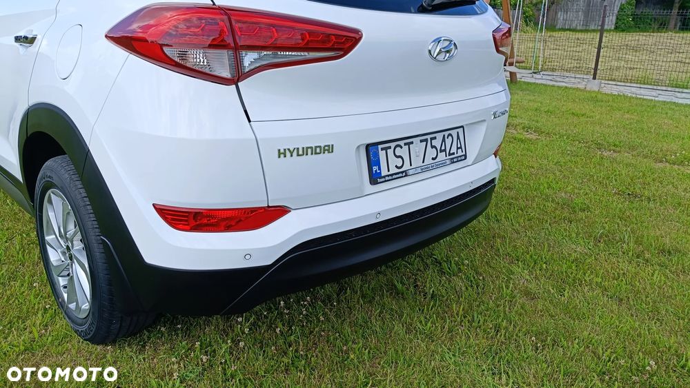 Hyundai Tucson 1.7 CRDI BlueDrive Style 2WD - 8