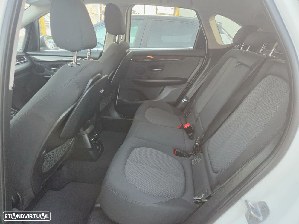 BMW 216 Active Tourer d - 29