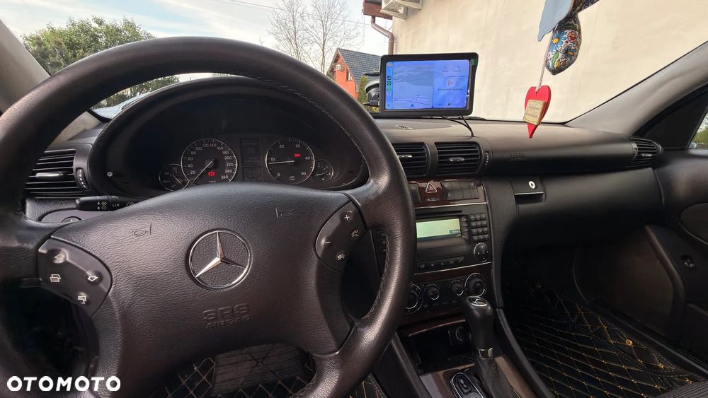 Mercedes-Benz Klasa C 200 CDI Automatik Avantgarde - 16