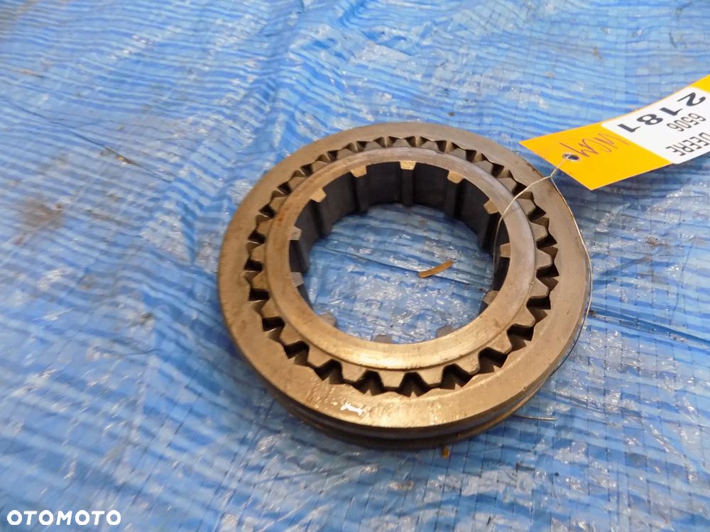 John Deere seria 6000, 6600  6506 L100528  WOM synchronizator przesuwka L33060 - 2