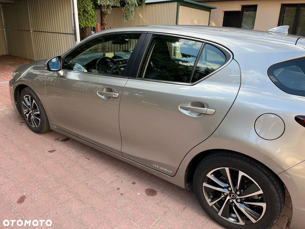 Lexus CT 200h Elegance - 3