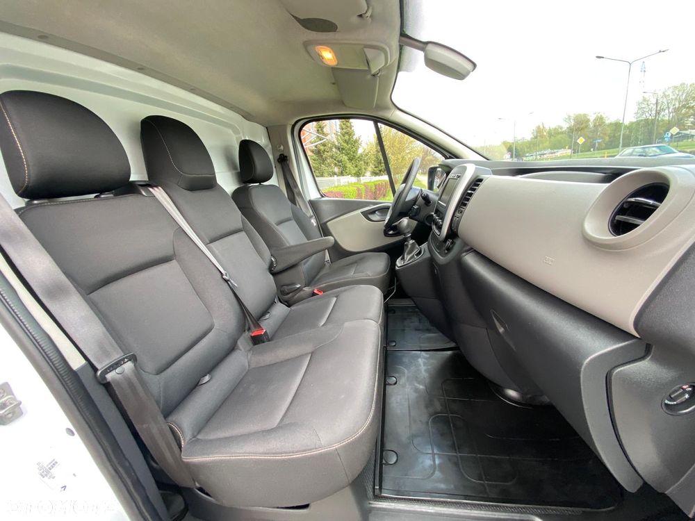 Renault TRAFIC 1,6 DCI 120KM L2 DŁUGI TYLKO 72.000 KM PRZEBIEGU PIERWSZY LAKIER - 37