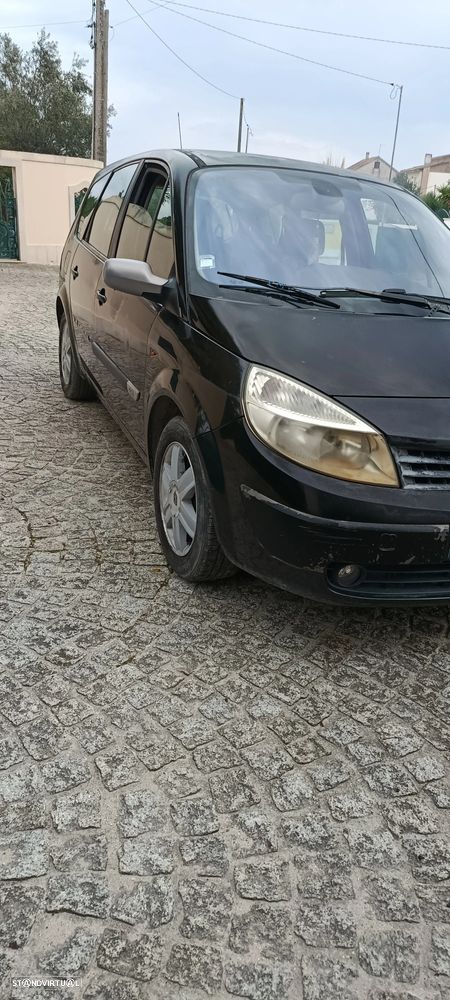 Renault Scénic 1.5 dCi Confort - 2