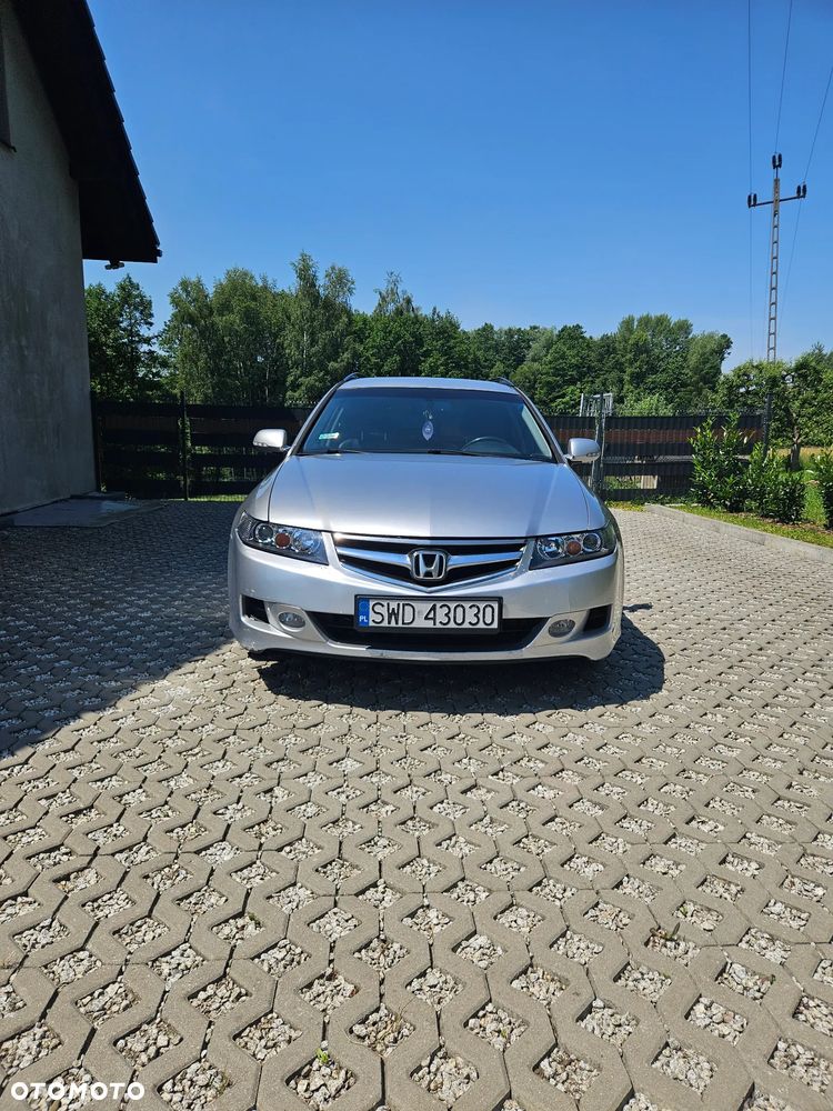 Honda Accord 2.2i-CTDi Executive - 1
