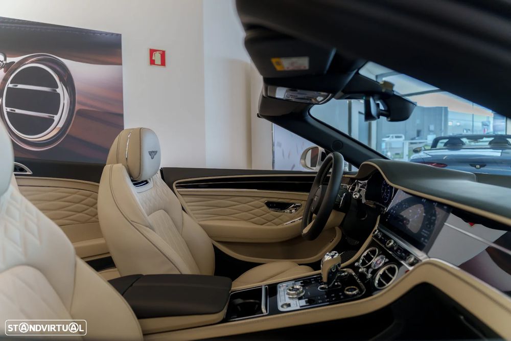 Bentley Continental Cabrio GT V8 Azure - 23