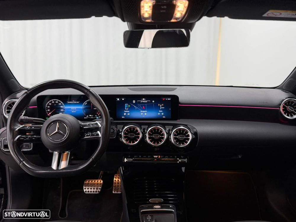 Mercedes-Benz A 250 Limousine e AMG Line - 8