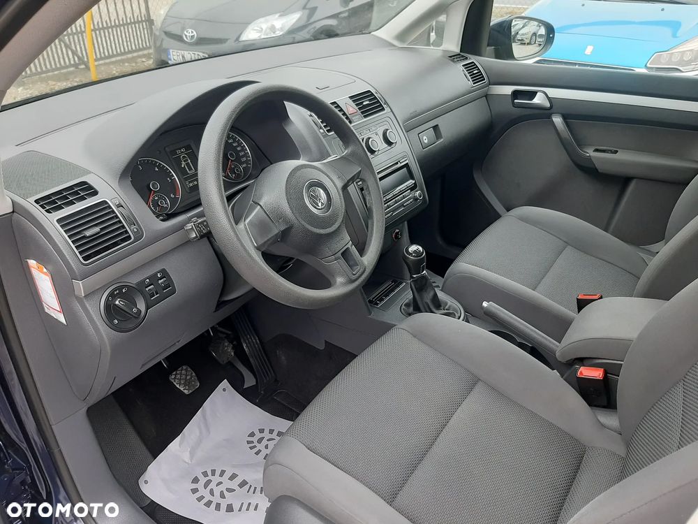 Volkswagen Touran 1.6 TDI DPF BlueMotion Technology Comfortline - 25