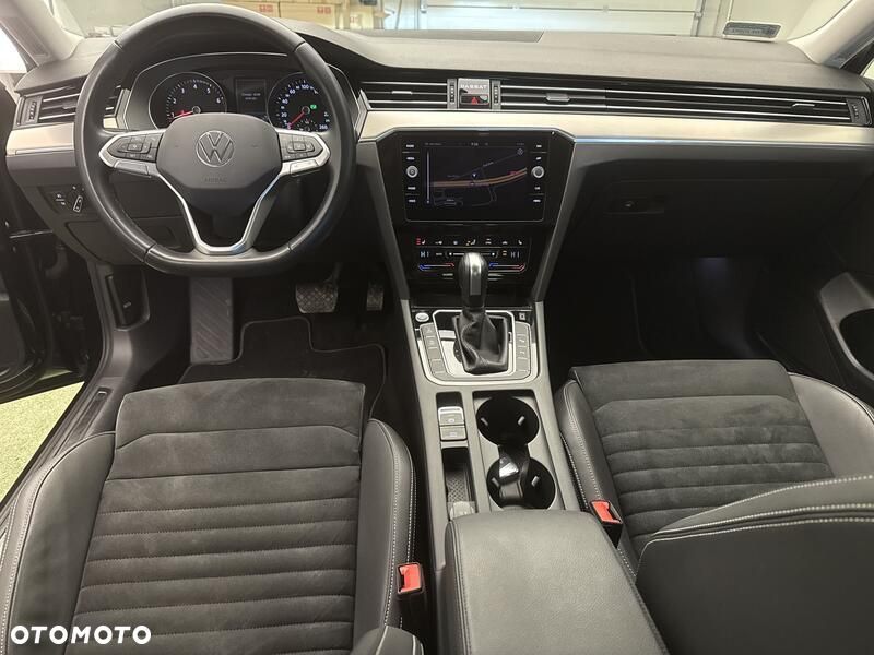 Volkswagen Passat 1.5 TSI EVO Elegance DSG - 22