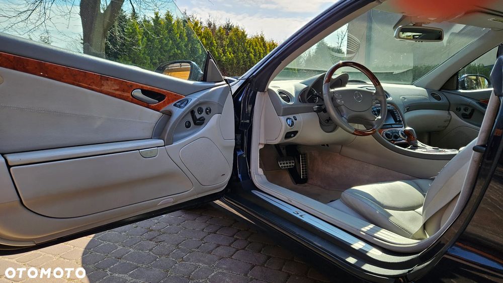 Mercedes-Benz SL - 29