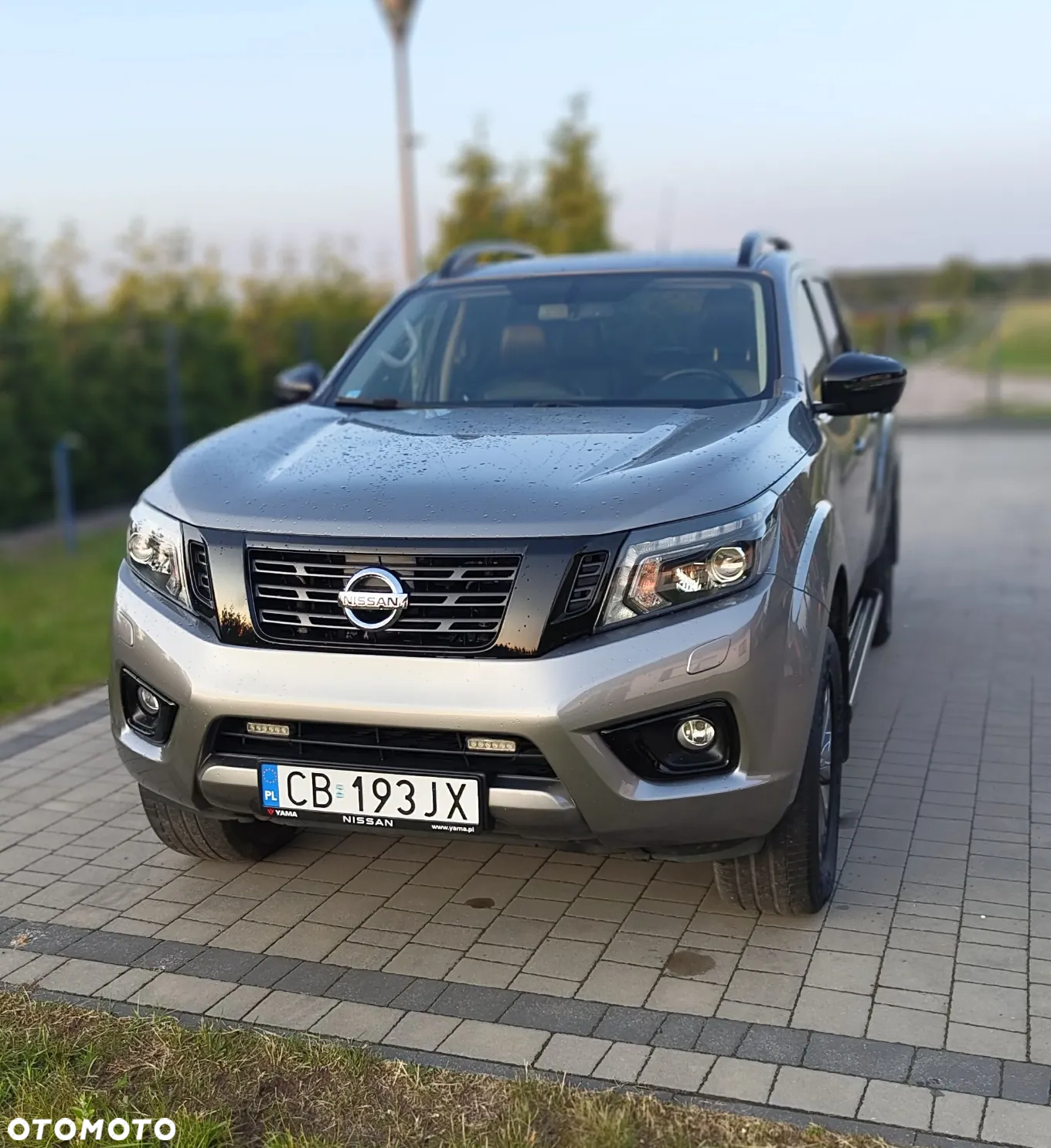 Nissan Navara - 2