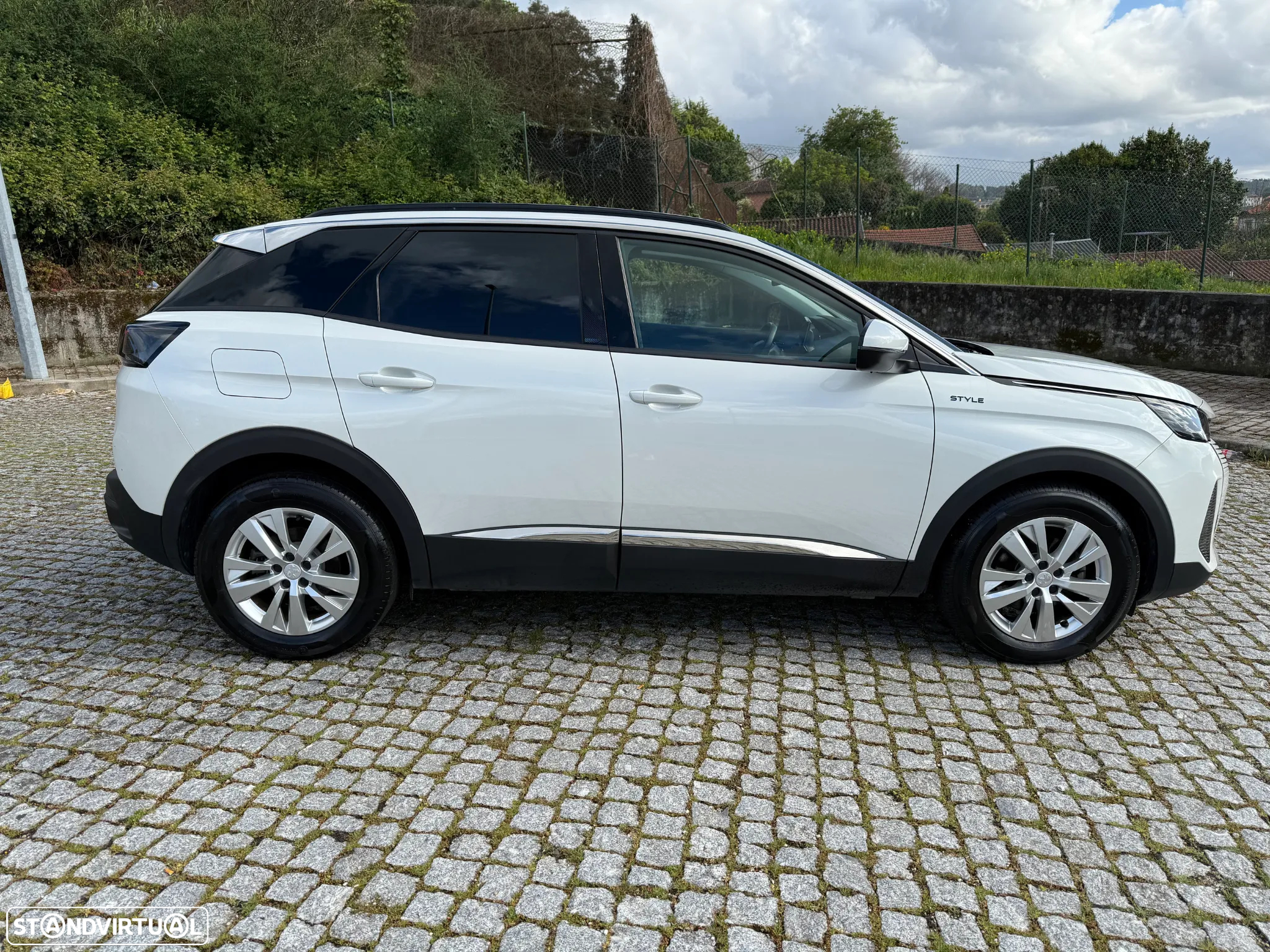 Peugeot 3008 1.5 BlueHDi Style - 14