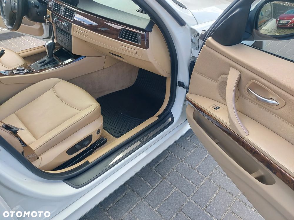 BMW Seria 3 - 23