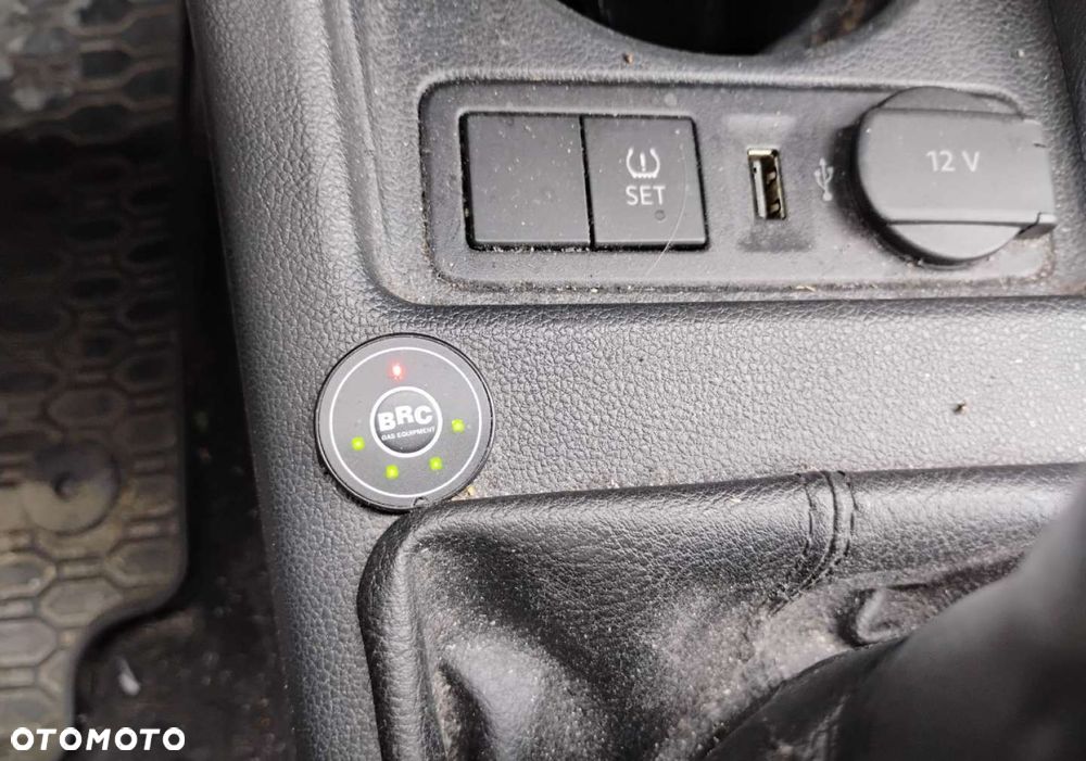 Volkswagen up! - 16