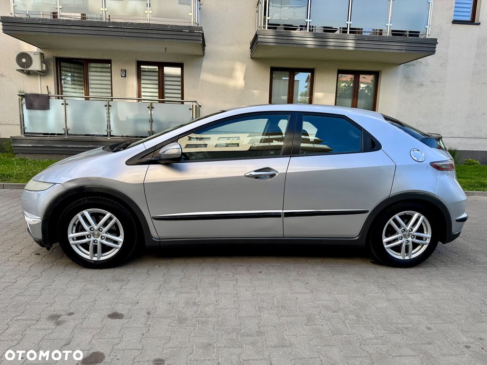 Honda Civic 1.4 Comfort - 9