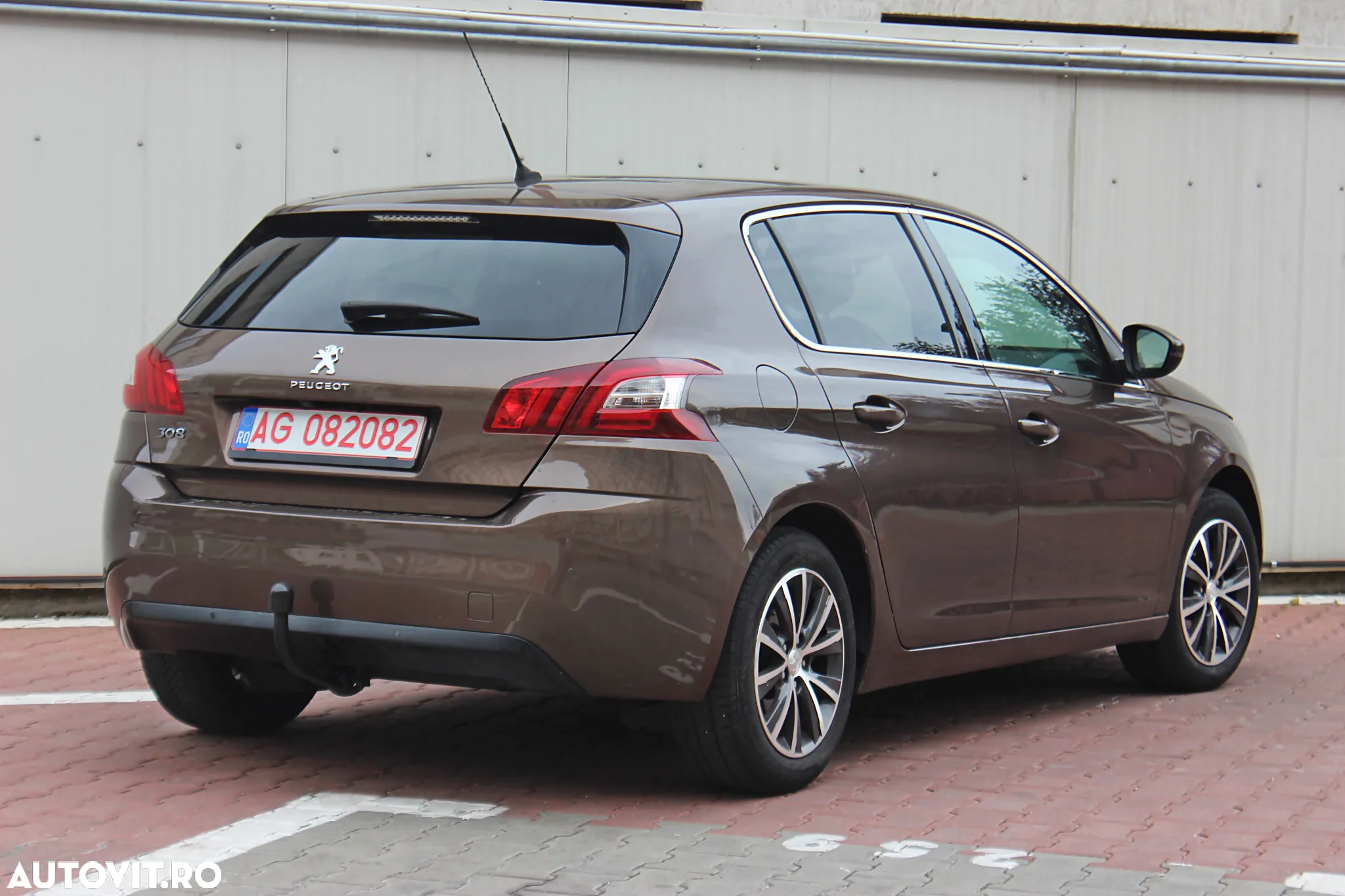 Peugeot 308 1.2 L PureTech Turbo Access - 3