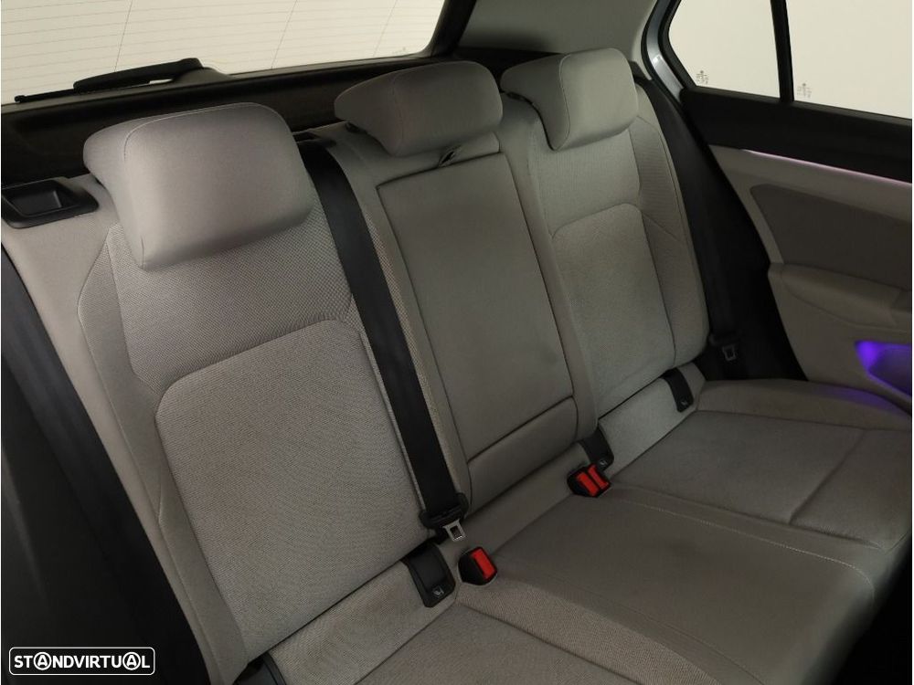 VW Golf 2.0 TDI Life - 16