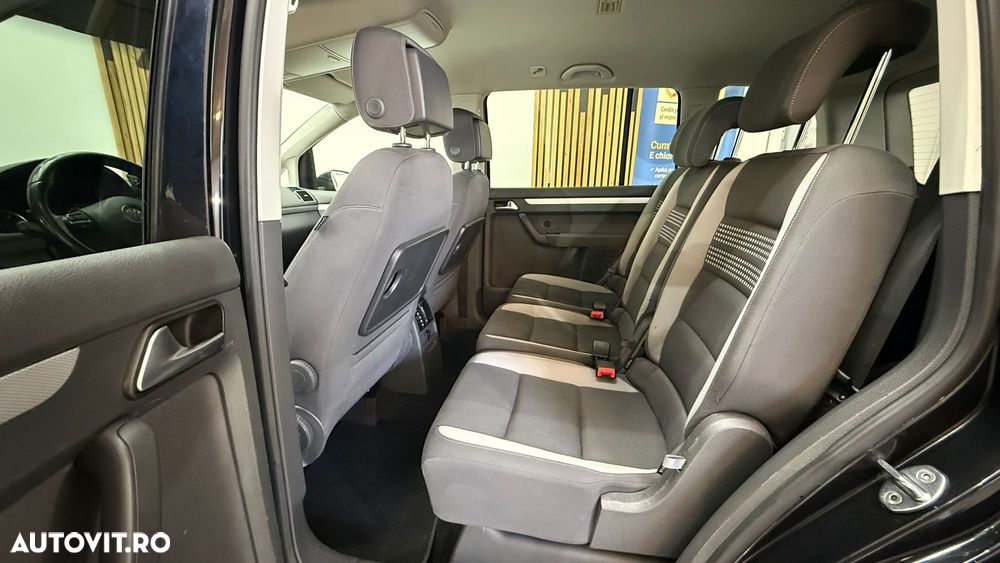 Volkswagen Touran 2.0 TDI BlueMotion Technology Highline - 9