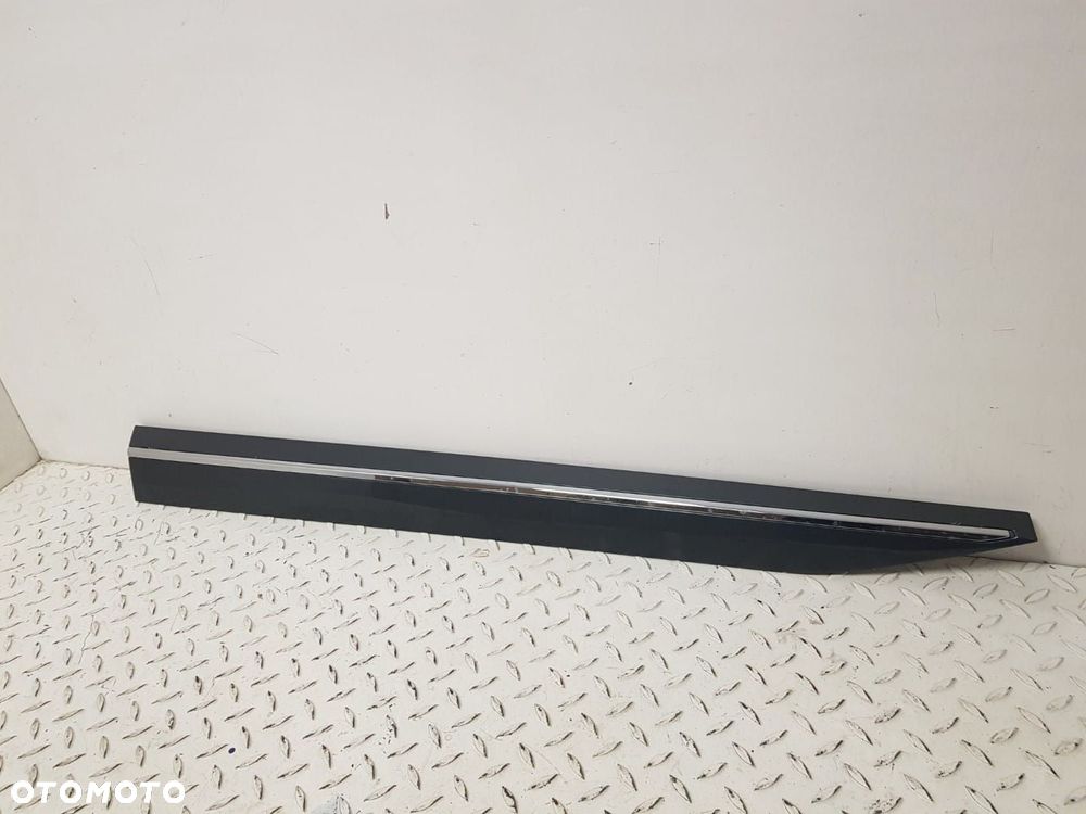 LEWA PRZEDNIA LISTWA DRZWI LEWY PRZÓD SKODA SUPERB III 3 3V 15-24 3V0854939 - 3