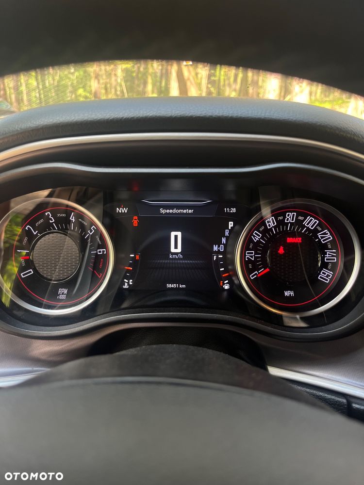 Dodge Challenger - 19