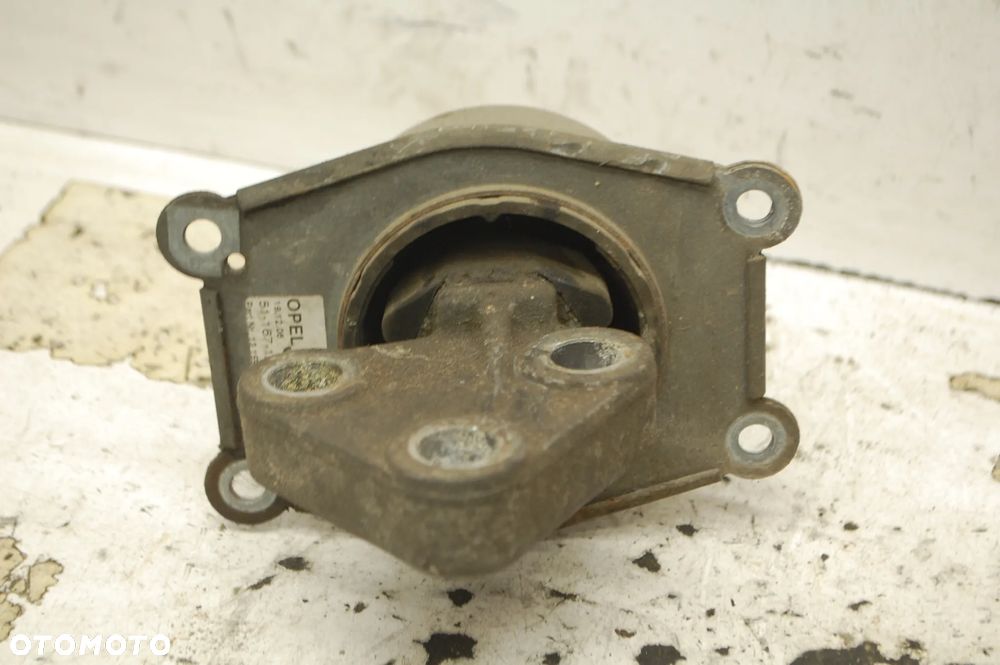 PODUSZKA SILNIKA 13159995 OPEL ASTRA III H 1.6 ZAFIRA - 2
