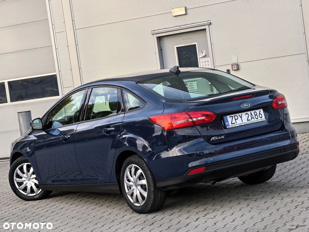 Ford Focus 1.5 TDCi SYNC Edition - 4