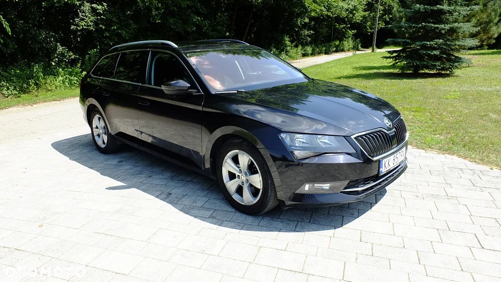 Skoda Superb 2.0 TDI Ambition - 3