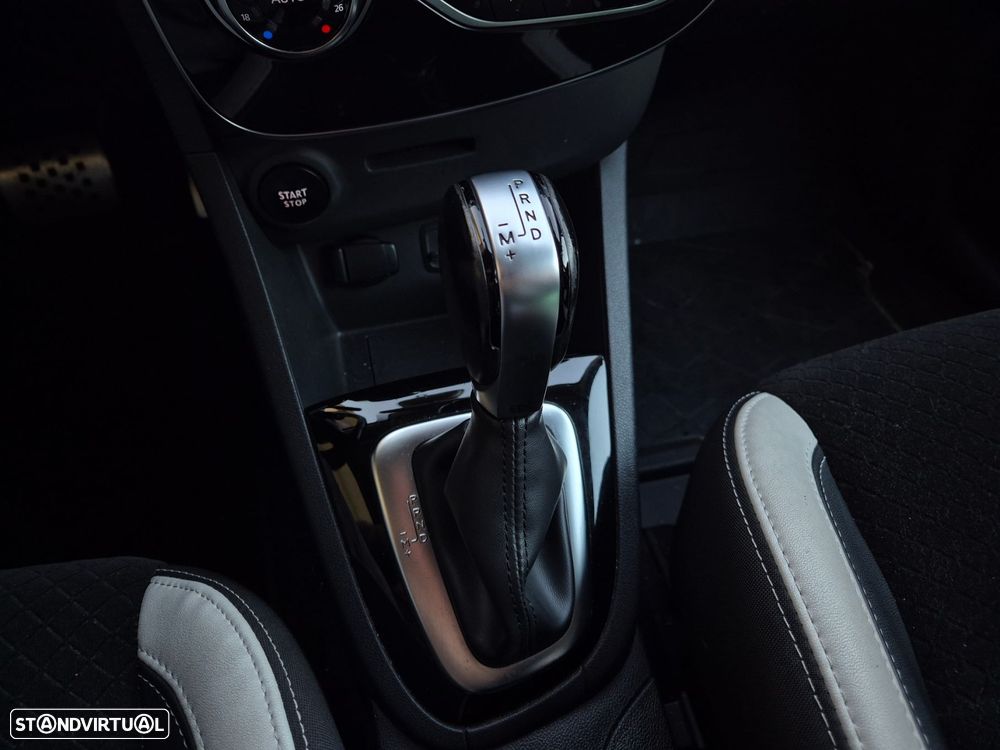 Renault Clio Sport Tourer (Energy) dCi 90 EDC Bose Edition - 28