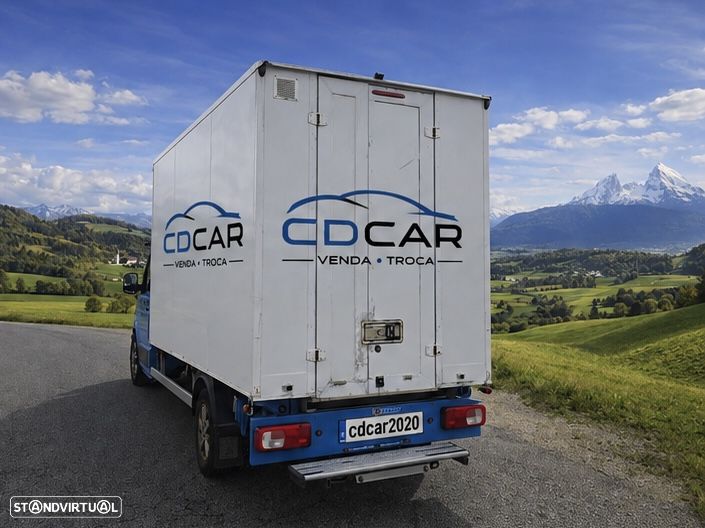 VW Crafter 35 2.0 TDI CD Médio - 4