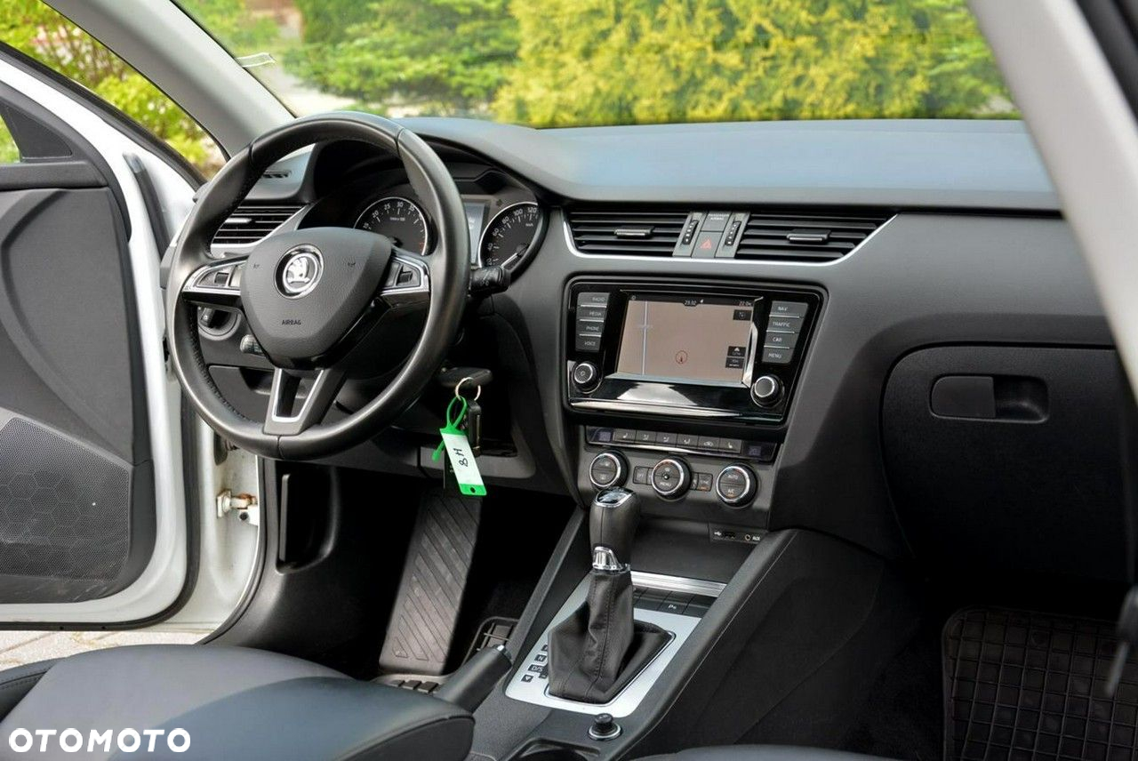 Skoda Octavia 2.0 TDI (Green tec) DSG Style - 21