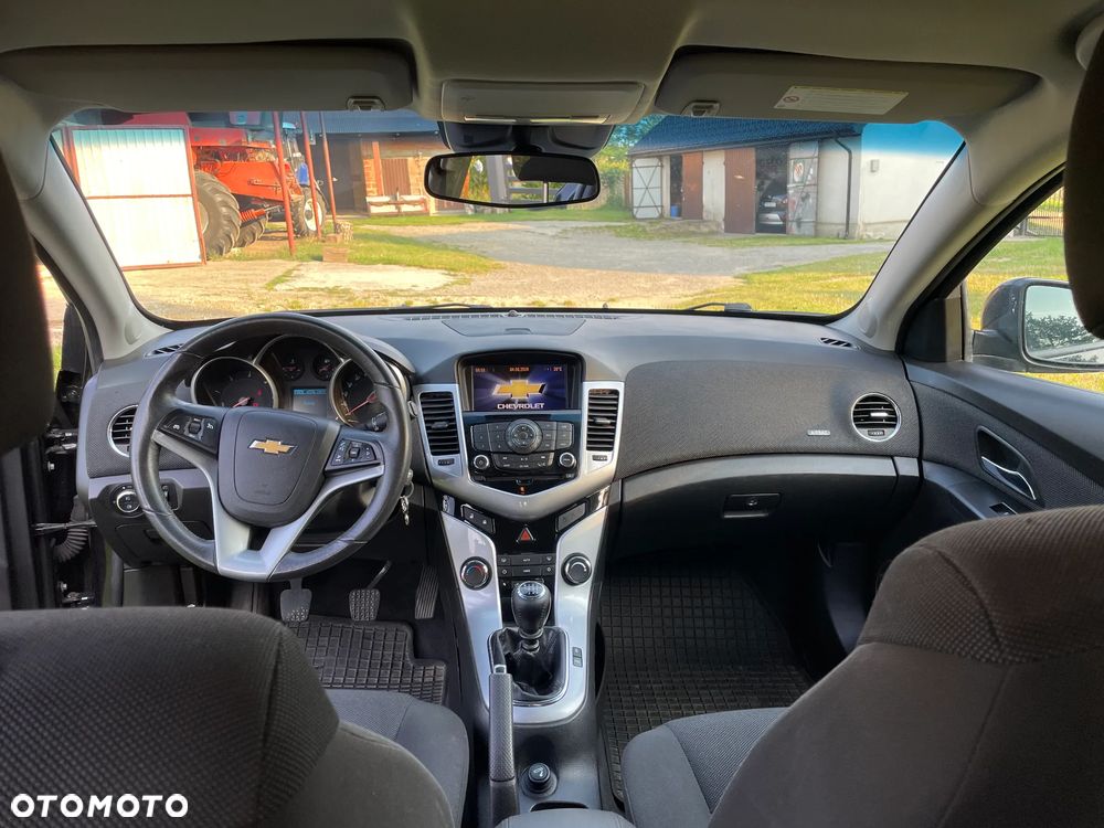 Chevrolet Cruze 1.7 D LT+ - 4