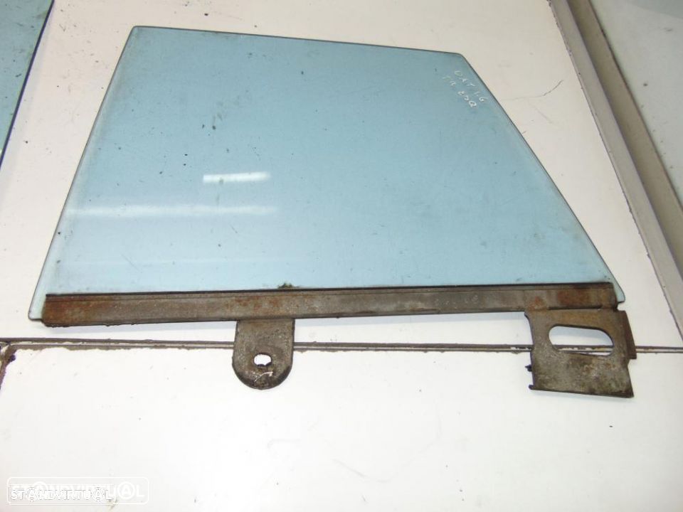 Datsun 1600 SSS vidros das portas - 6