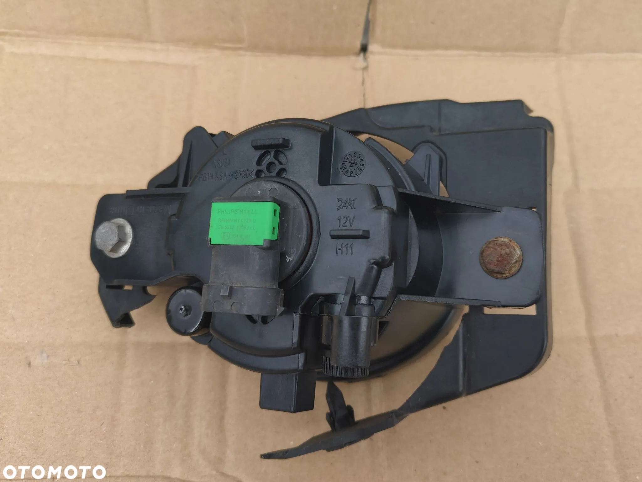 Halogen Lewy lampa Koszyczek mocowanie Nissan Juke F15 2014- Lift - 2