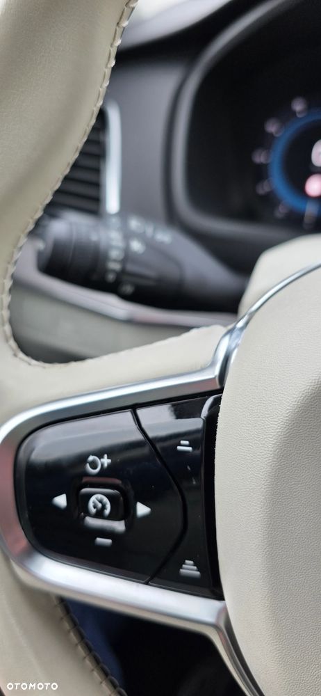 Volvo XC 90 B6 B AWD Geartronic Inscription - 24