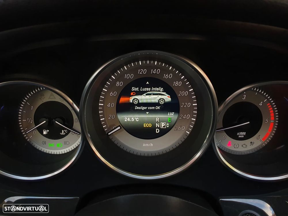 Mercedes-Benz CLS 350 Shooting Brake CDI 7G-TRONIC - 15