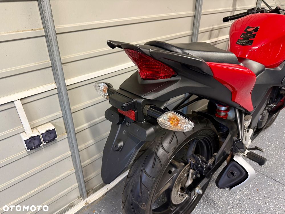 Honda CBR - 4