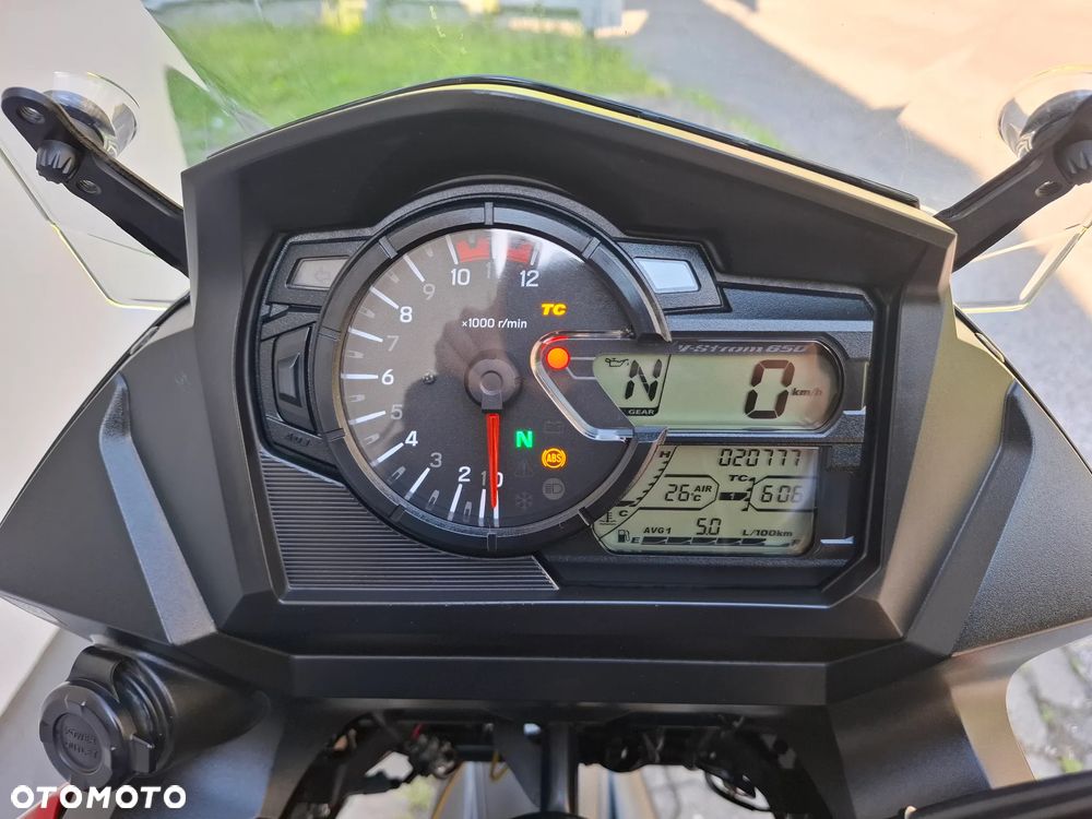 Suzuki DL - 20