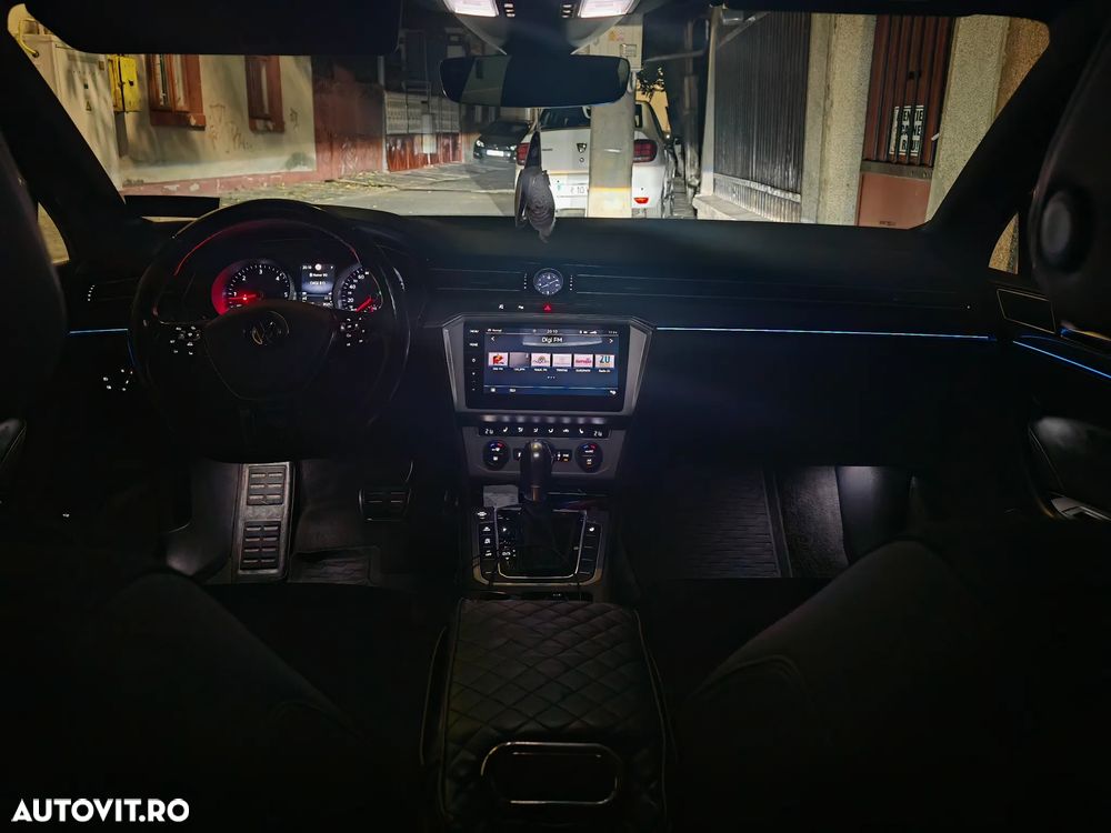 Volkswagen Passat - 6