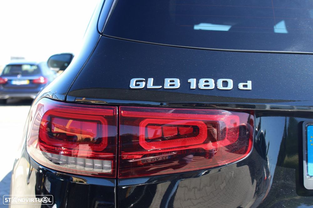 Mercedes-Benz GLB 180 d AMG Line - 17