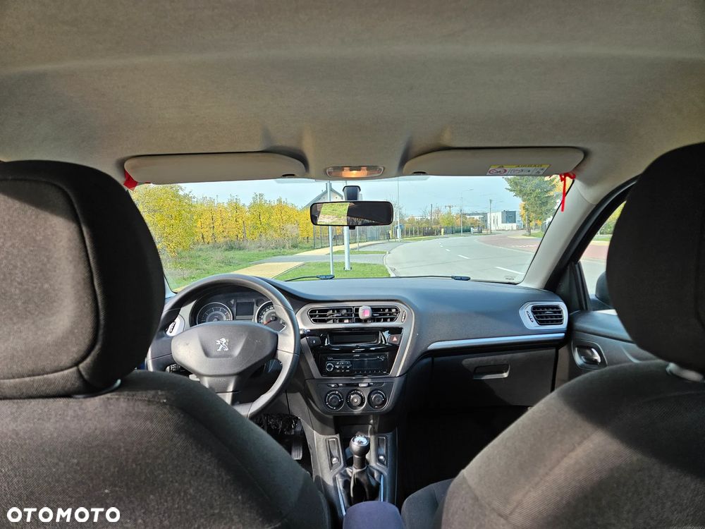 Peugeot 301 1.2 Pure Tech Active - 16