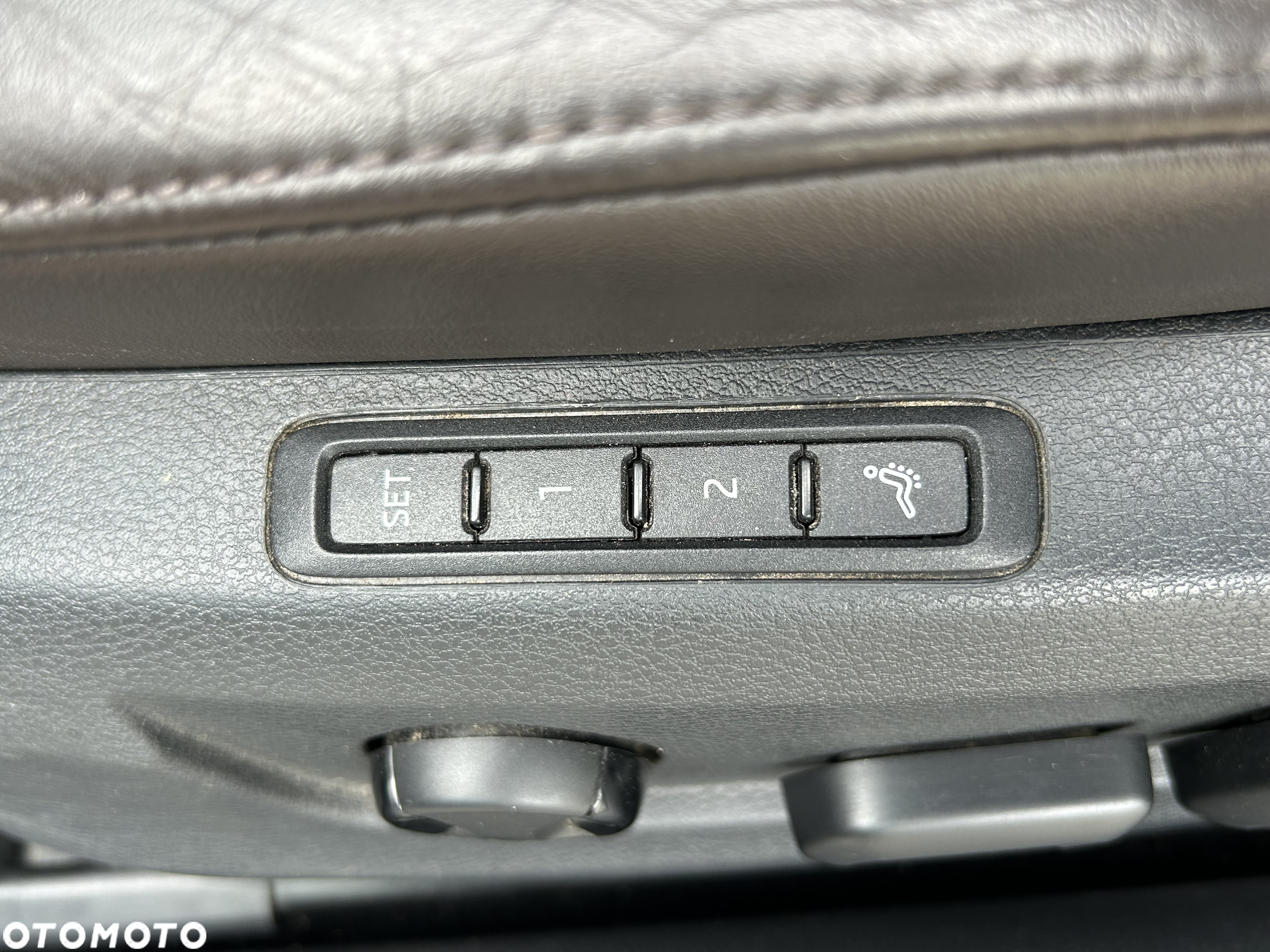 Skoda Superb 2.0 TSI 4x4 L&K DSG - 26