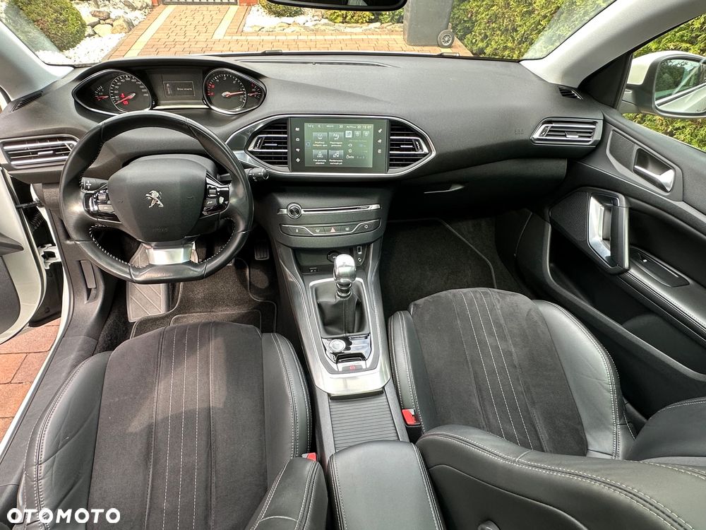 Peugeot 308 BlueHDi 120 Stop & Start Niveau 2 Business-Line - 18