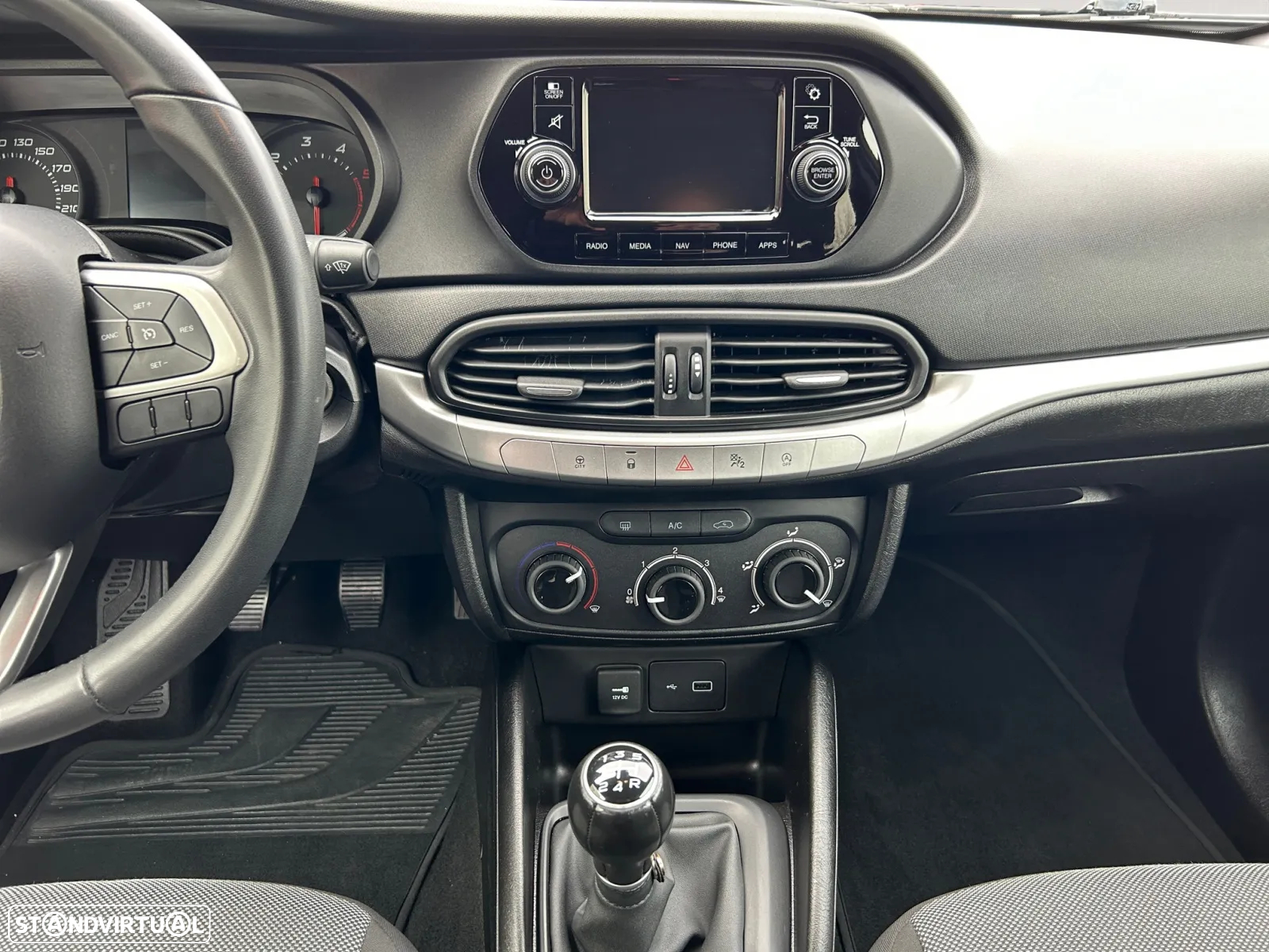 Fiat Tipo 1.3 M-Jet Street - 12