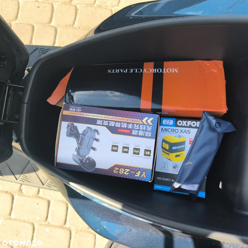 Kymco Skytown - 6