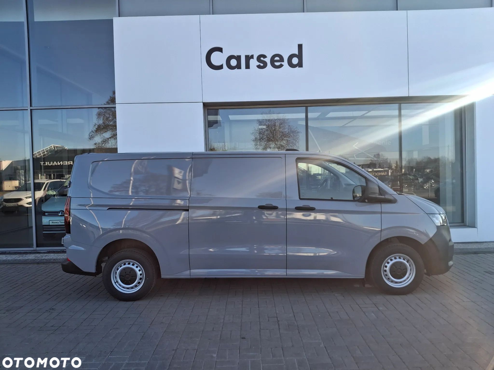 Volkswagen Transporter - 1