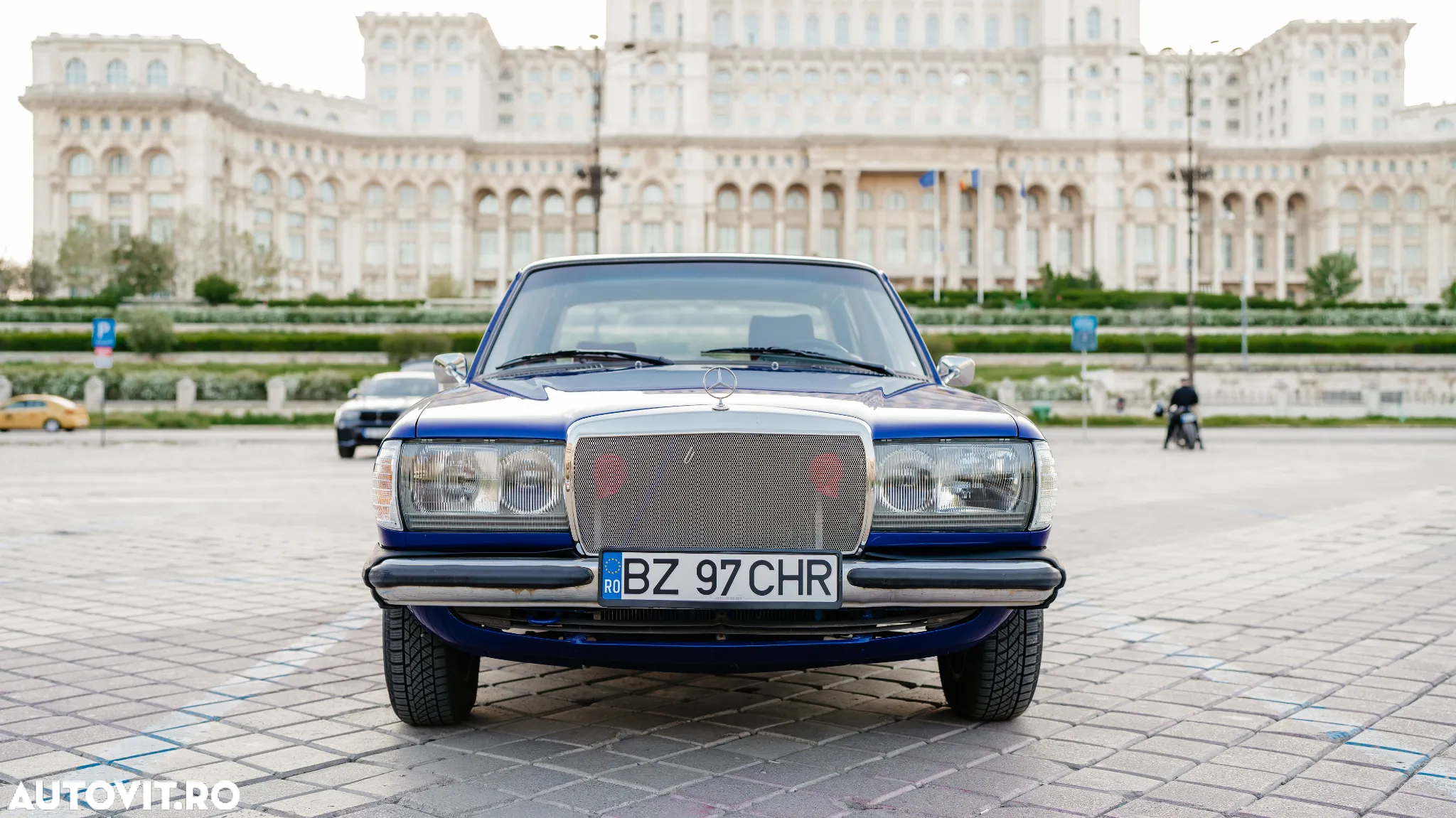 Mercedes-Benz W123 - 21
